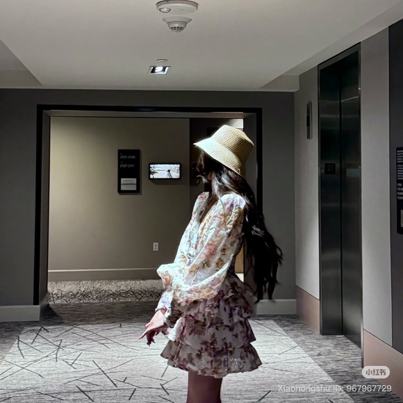 BNWT Line & Dot Floret Mini Dress - Picture 2 of 6